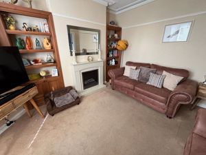 Lounge - click for photo gallery